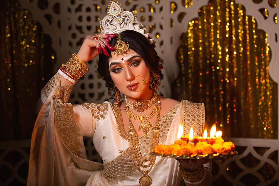 নববধূর সাজে অপু বিশ্বাস, ফেসবুকে ছবি ভাইরাল