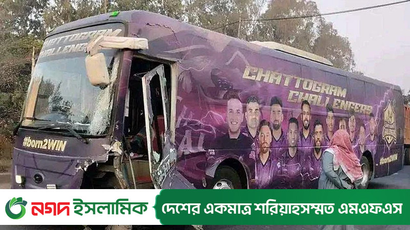 দুর্ঘটনার কবলে চট্টগ্রাম চ্যালেঞ্জার্সের টিম বাস