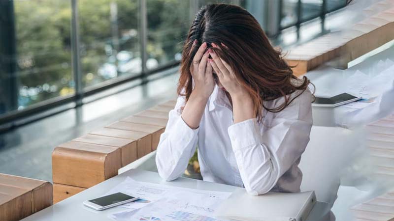 সবসময় উদ্বেগে ভোগেন? স্বাভাবিক হতে যেসব করণীয় সবসময় উদ্বেগে ভোগেন? স্বাভাবিক হতে যেসব করণীয়