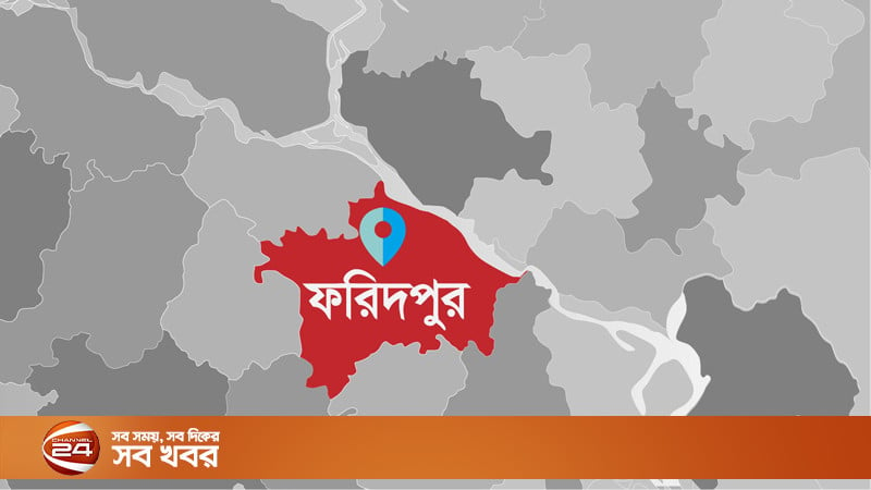 মাটি সরালেই বেরিয়ে আসে খালেকের একটি হাত, অতঃপর...