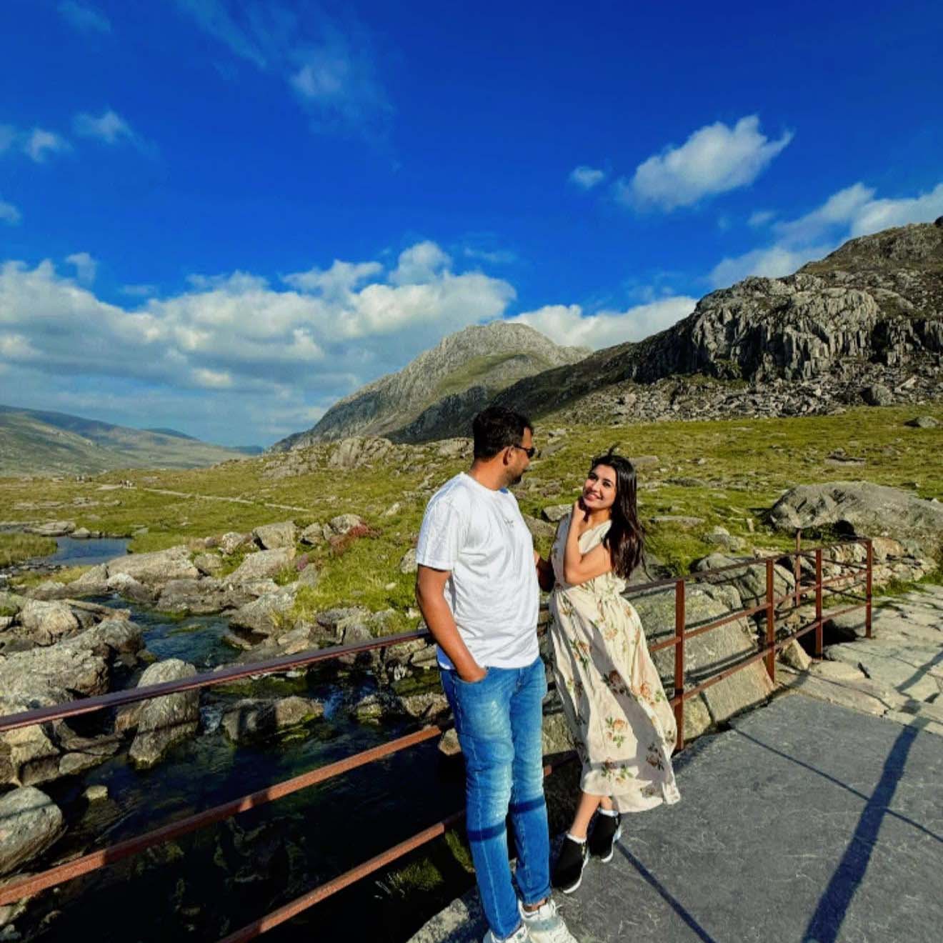 Oriq tranny porno tomosha qiling