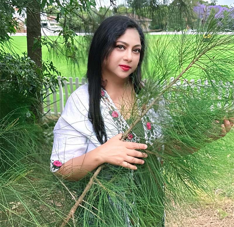 চিত্রনায়িকা শাবনূর