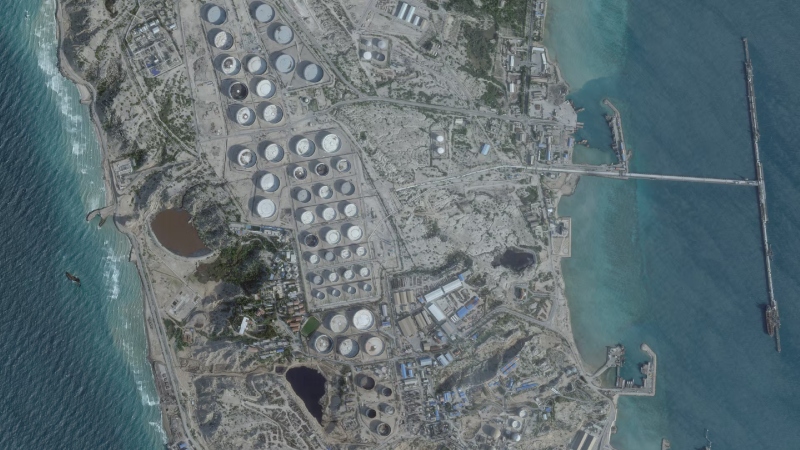 খার্গ দ্বীপে হামলার প্রতিশোধ হিসেবে যেসব স্থাপনাকে লক্ষ্যবস্তু করার ঘোষণা দিলো ইরান