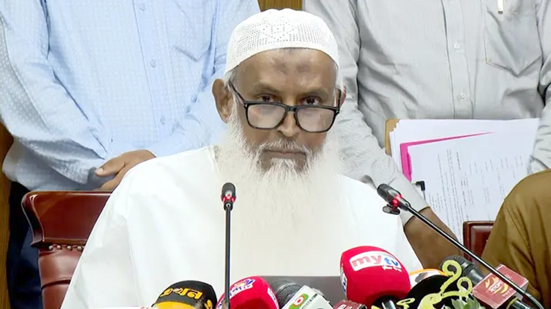 হজ প্যাকেজের বেঁচে যাওয়া ৪ কোটি ৮৭ লাখ টাকা ফেরত দেবে সরকার: ধর্মমন্ত্রী 